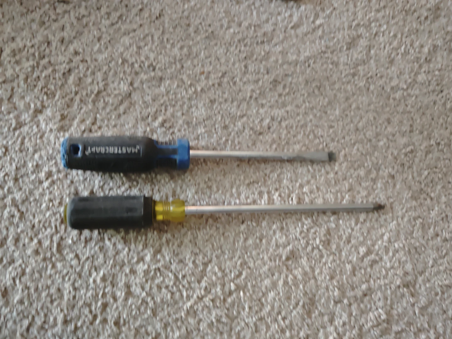 Tools - Screw driver and bits - photo 2