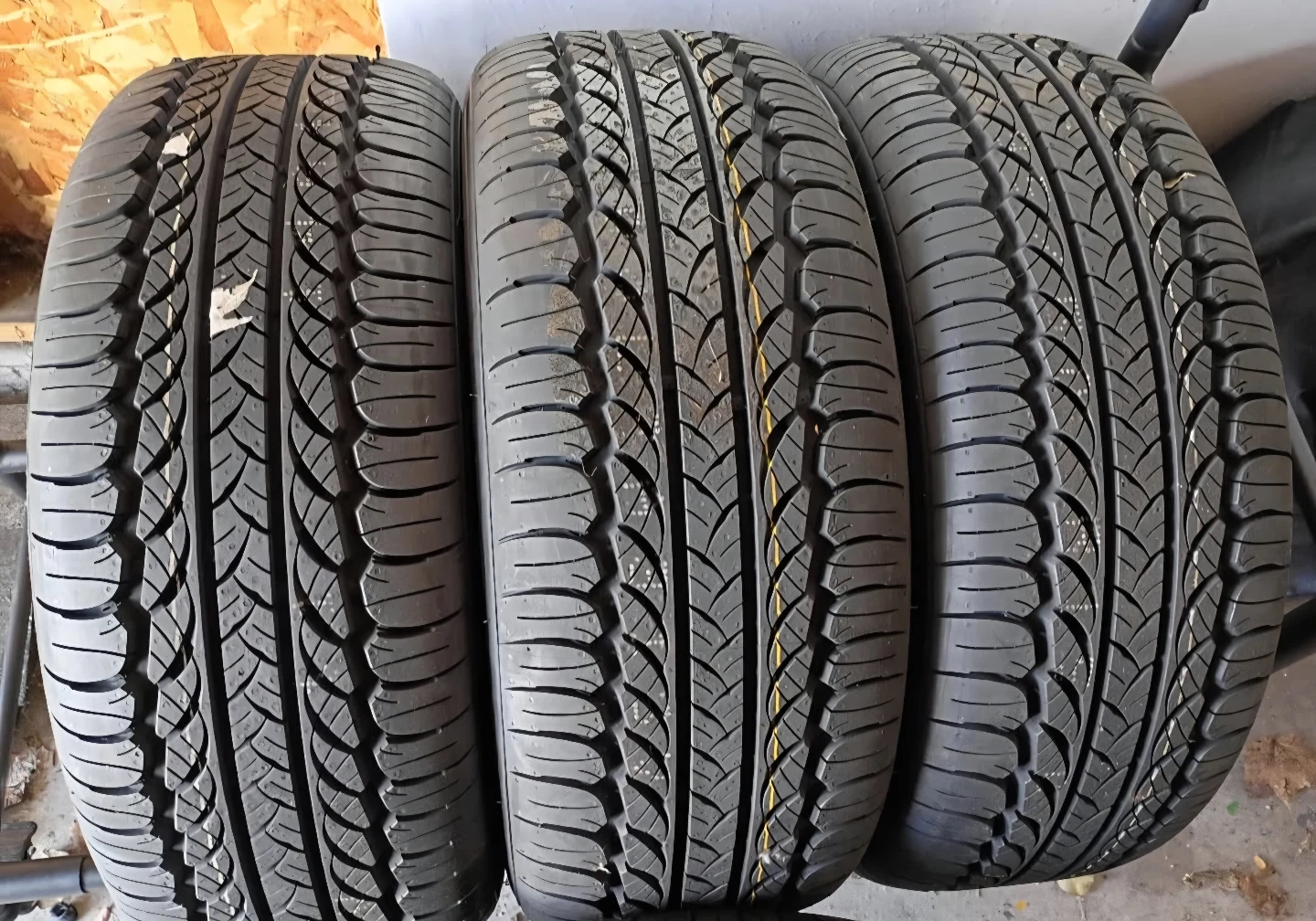 New 15 inch Kumho tires w rims wheels 4x100 - photo 3