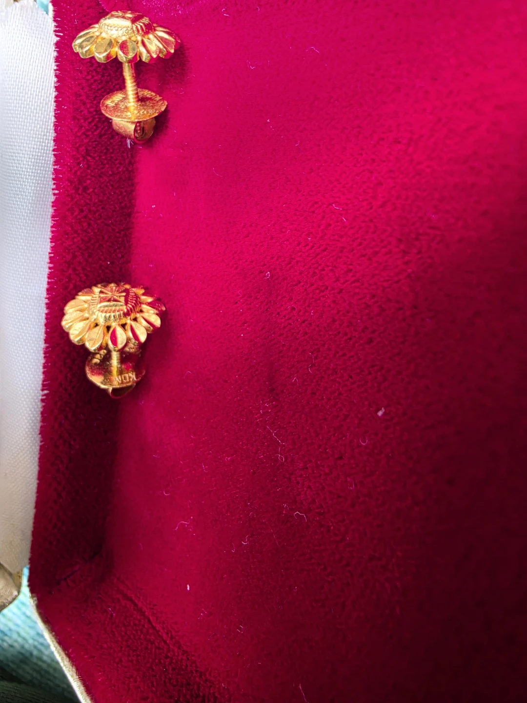 22k Gold Flower Stud Earrings - photo 2