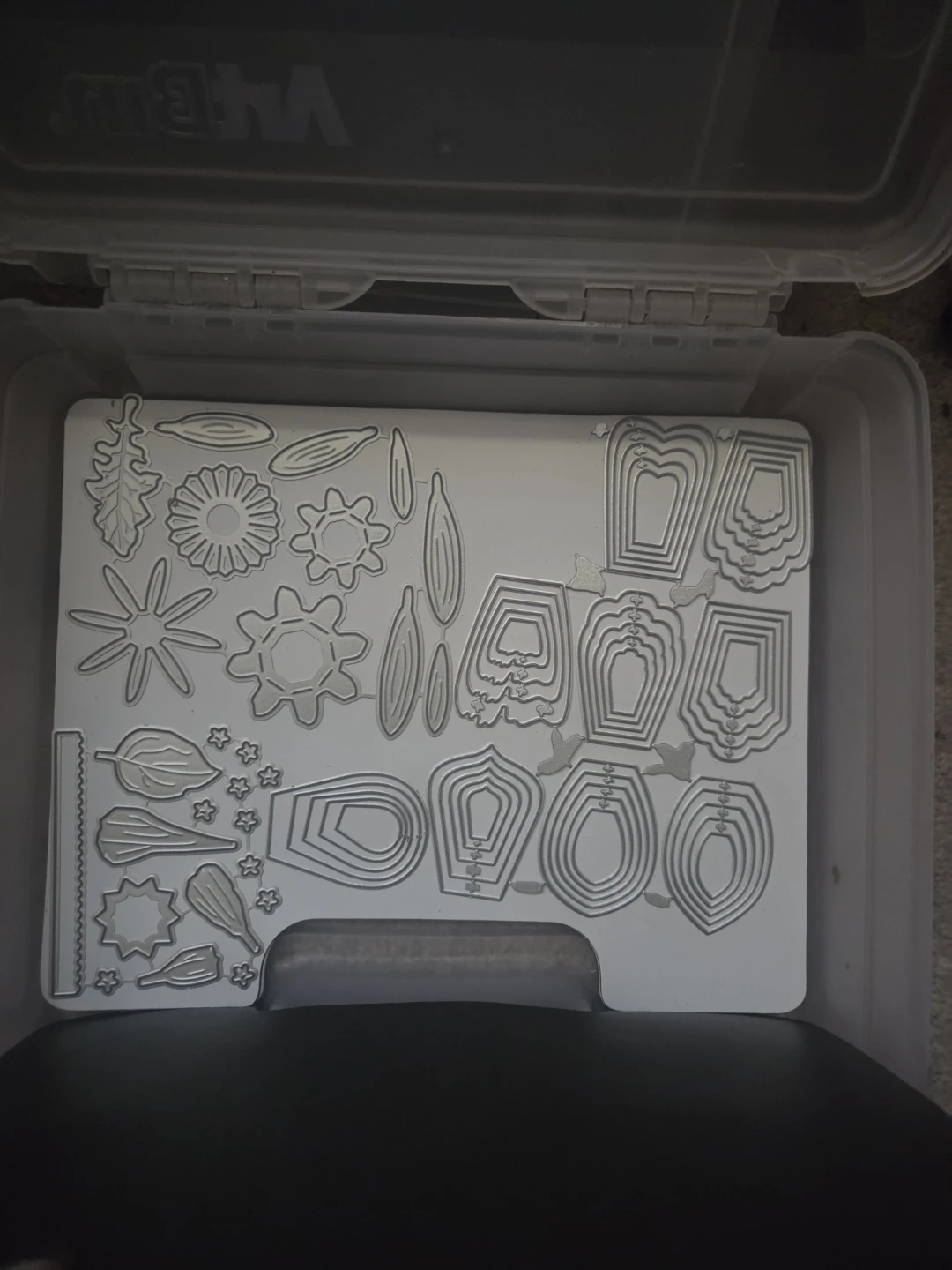Crafting Dies Set - Floral and Leaf Shapes - photo 5