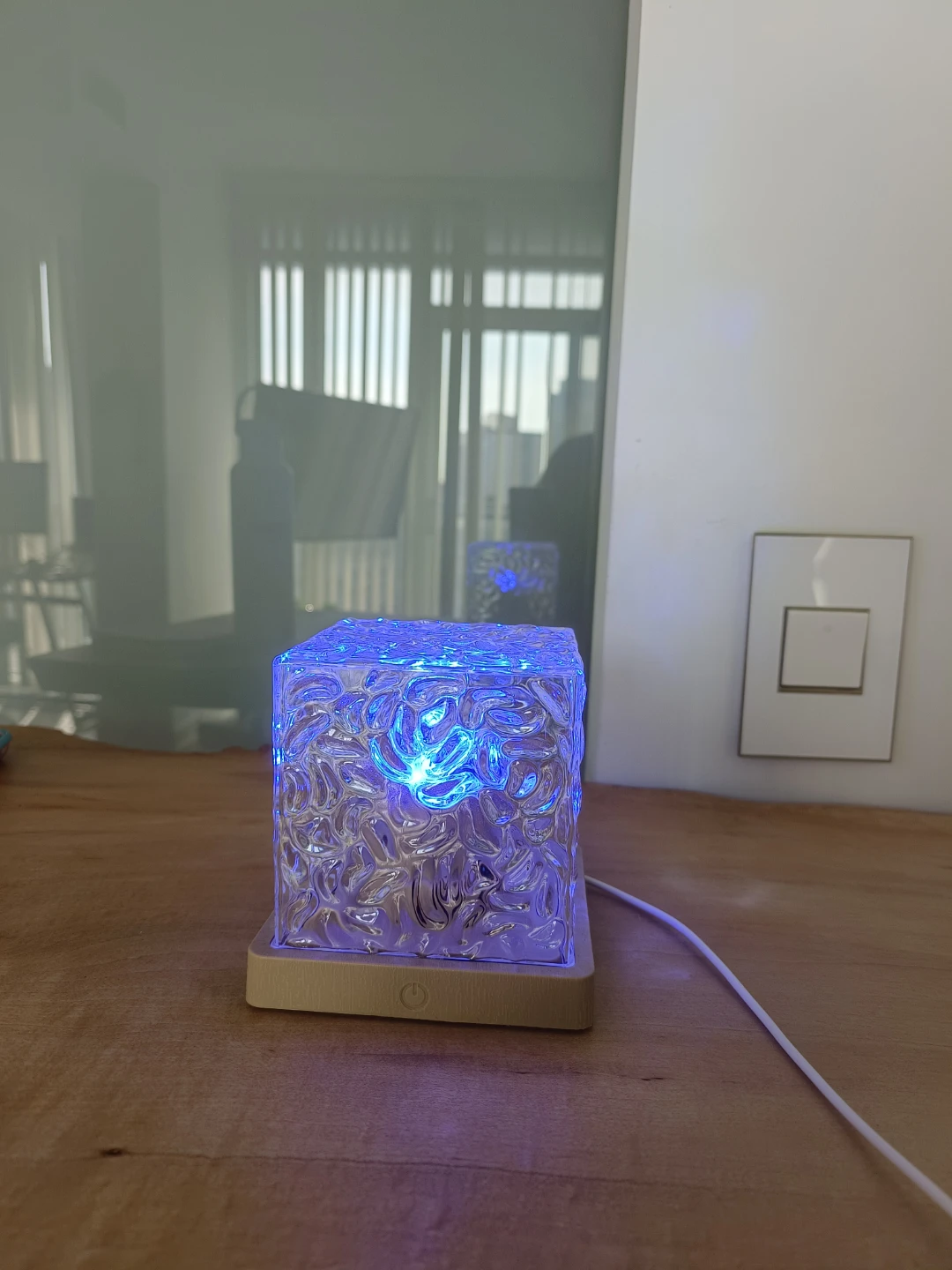 Cube LED Mood Lamp - photo 2