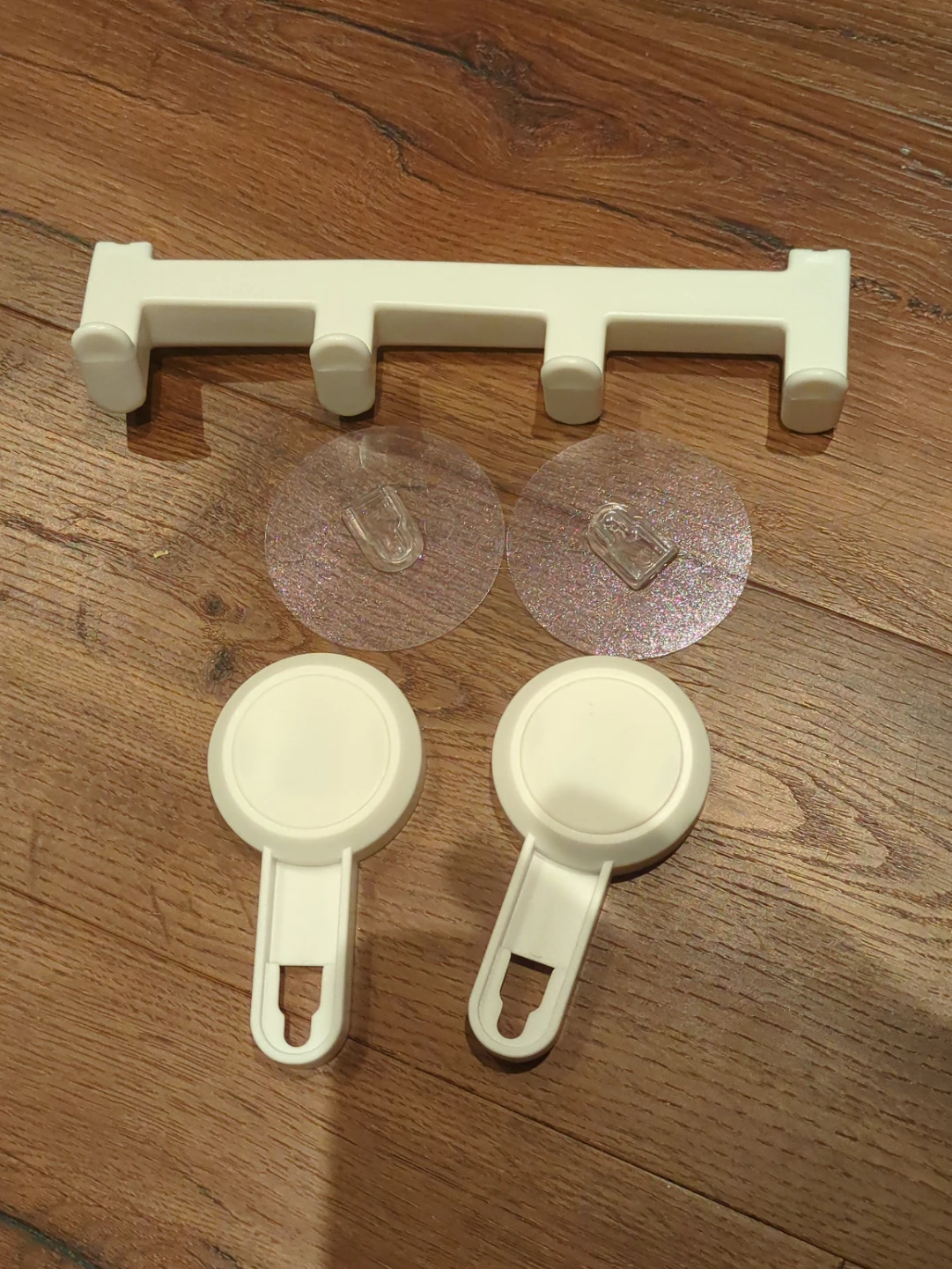 Free J&S Home 4-Hook Bathroom Rack - photo 2