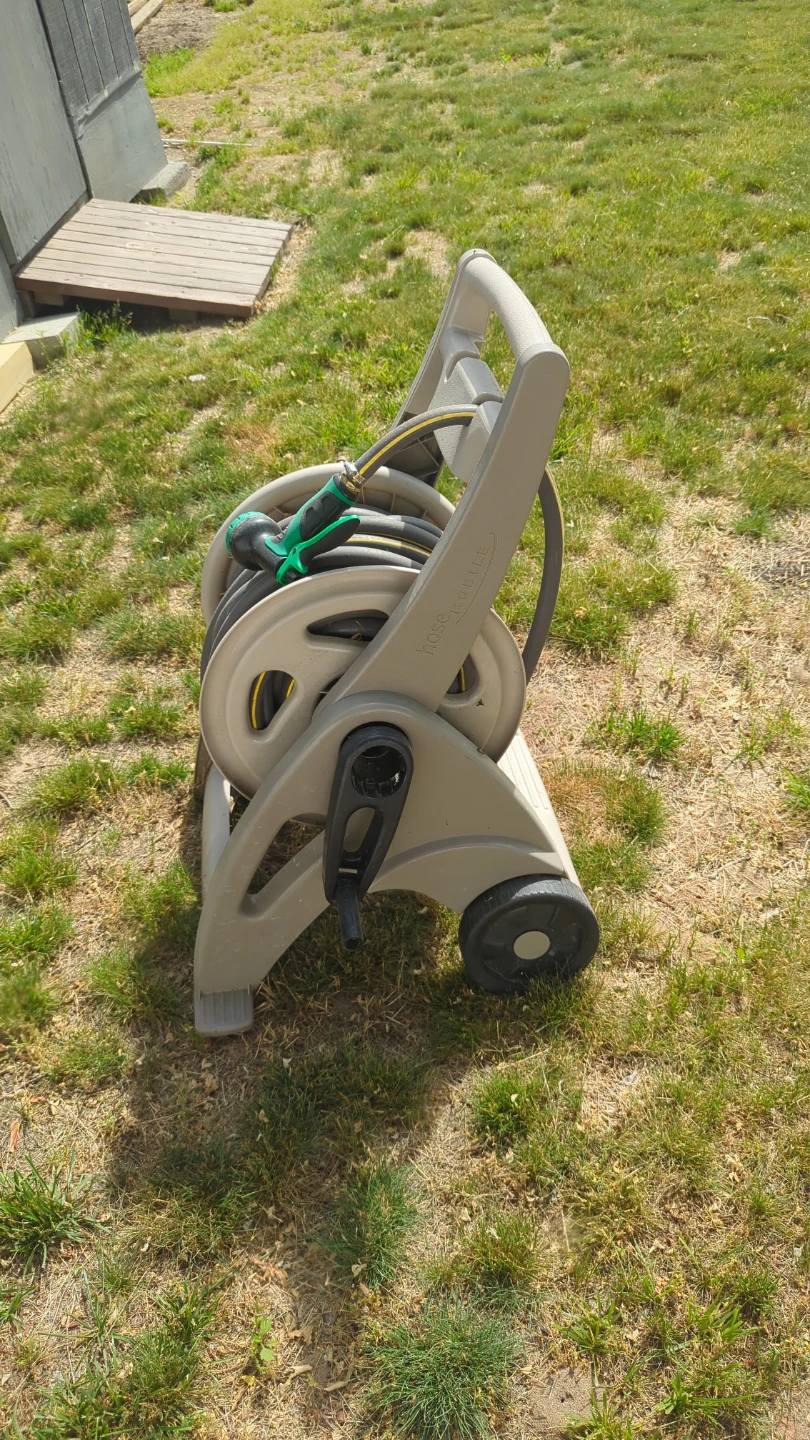 Hose Reel Cart with Hose and Sprayer - photo 4