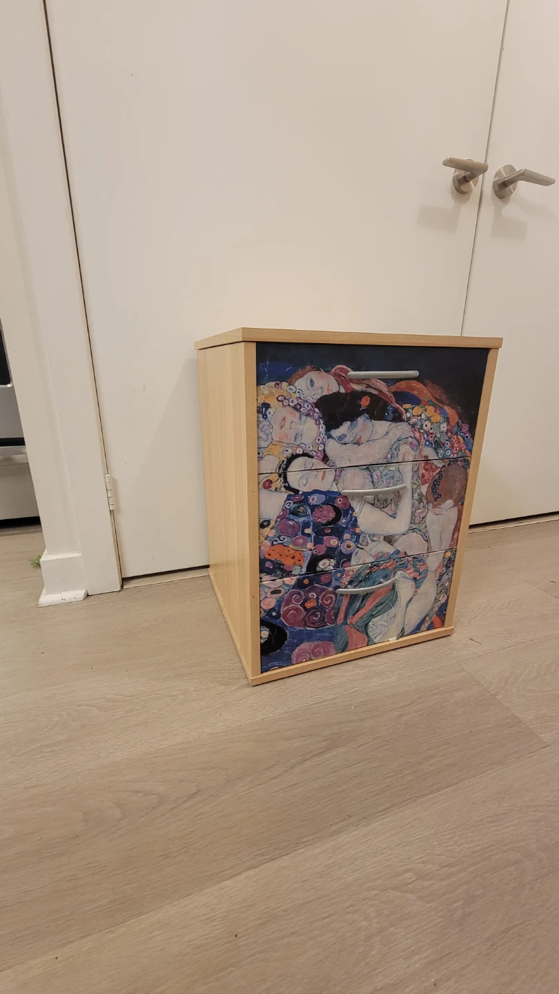 DIY'd Klimt nightstand - photo 2