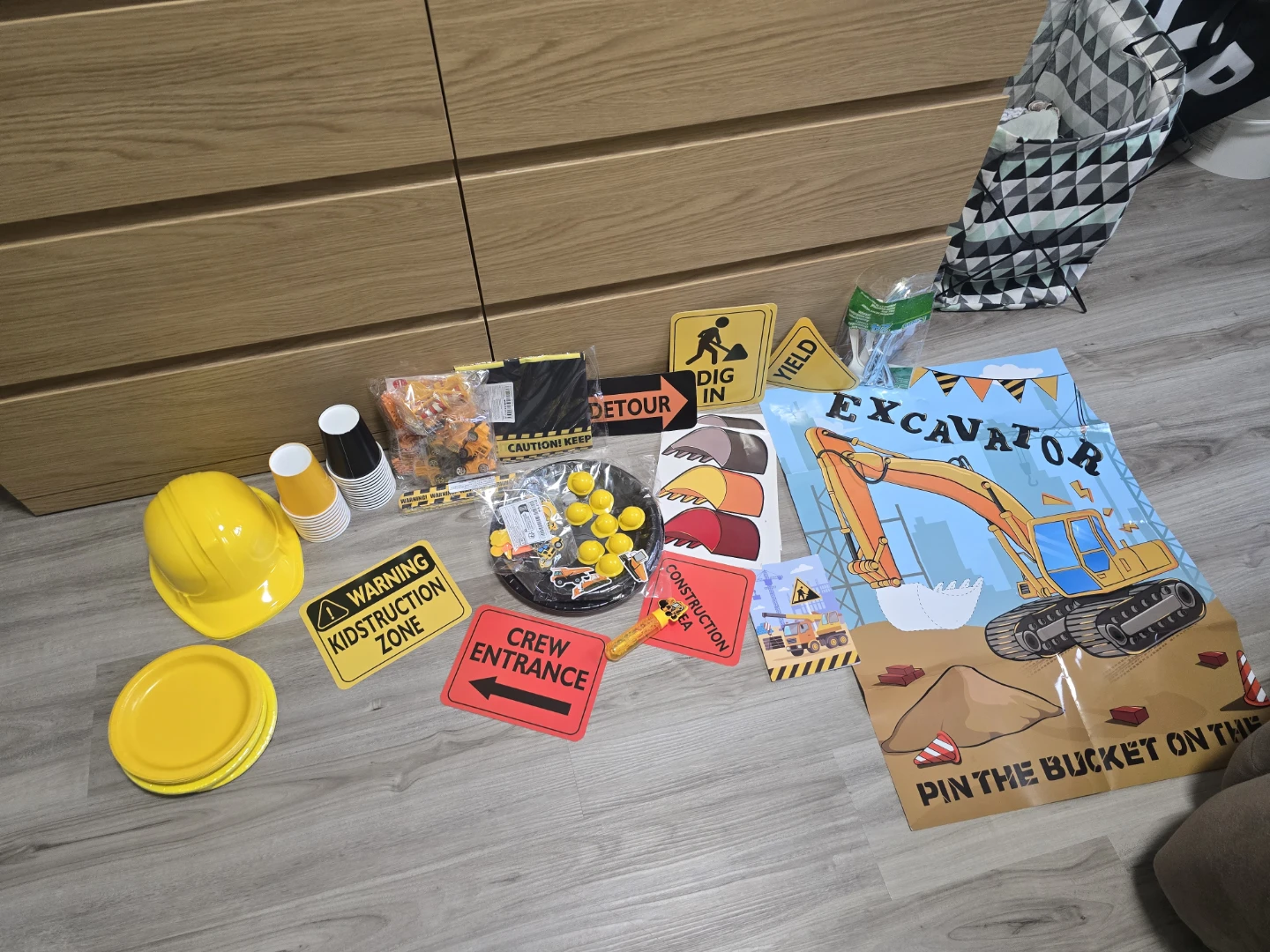 ⚽️⚽️  Construction Theme Birthday Party Supplies Set⚽️⚽️⚽️