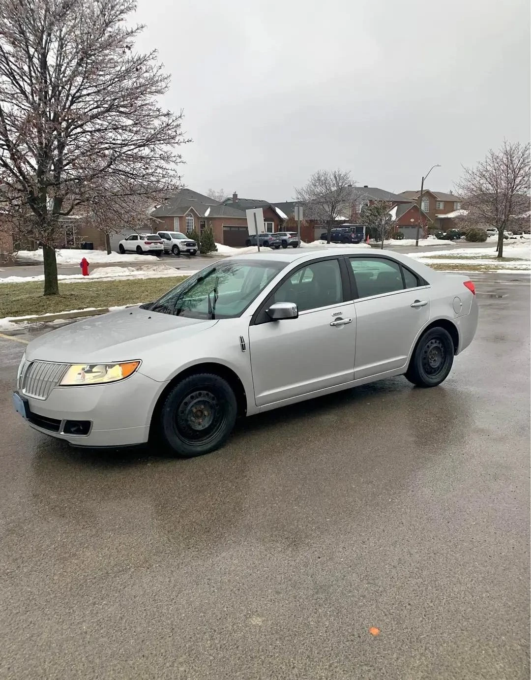 Silver Lincoln Sedan