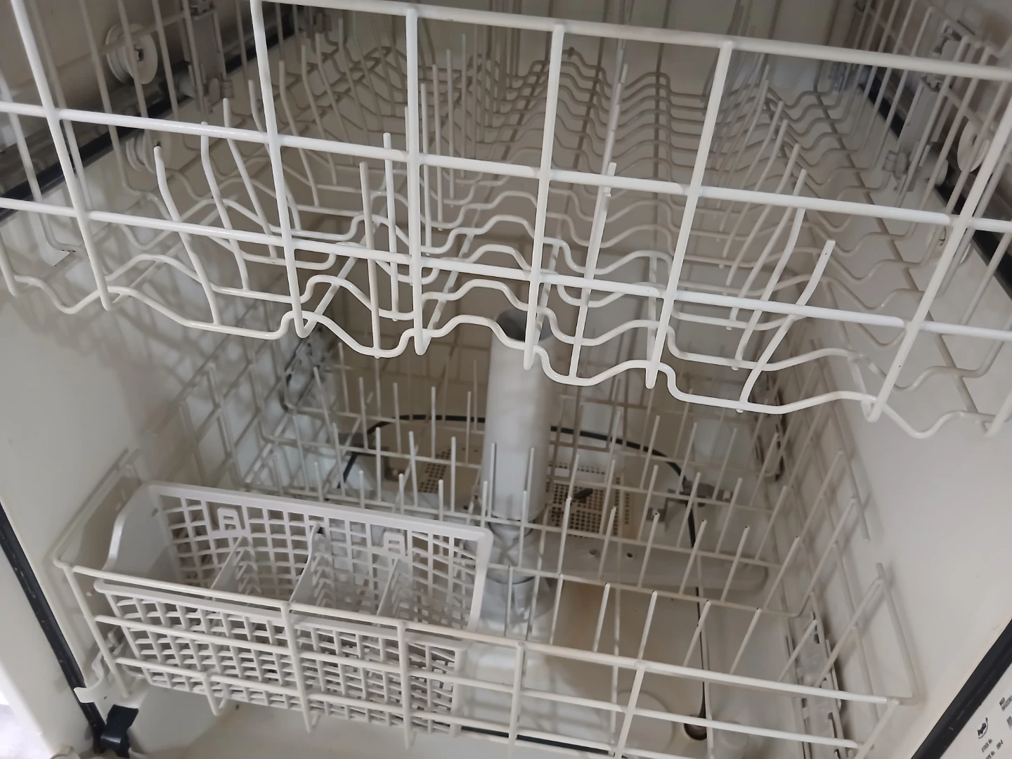 Inglis Dishwasher - photo 3