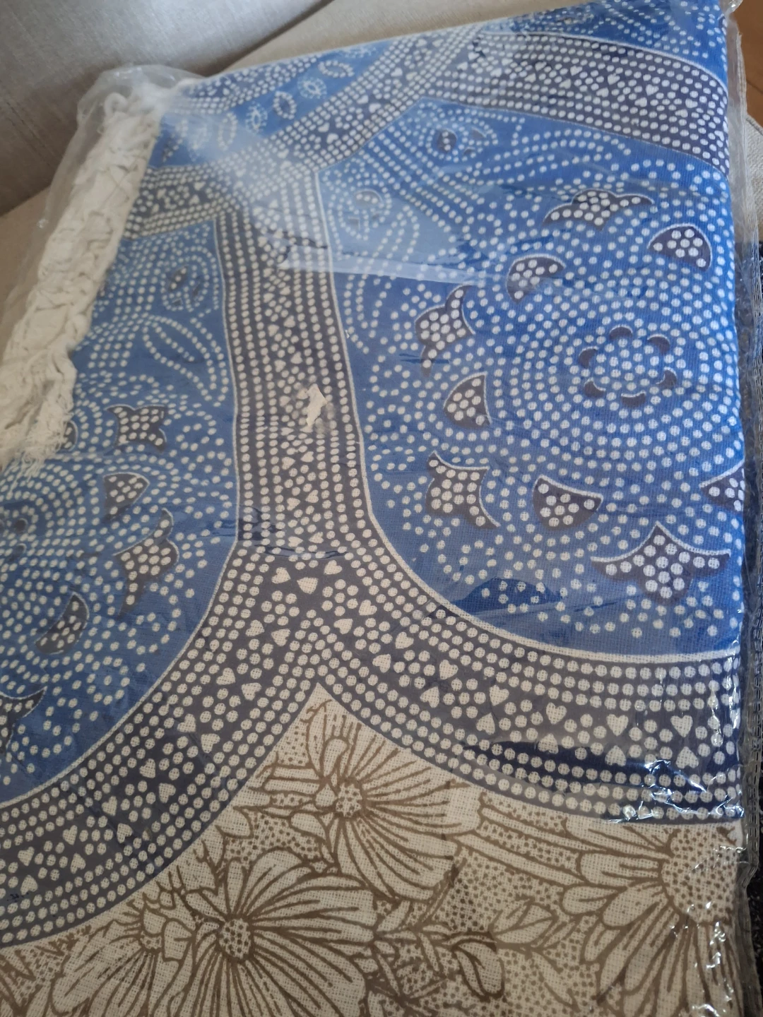 Yuli Beach Bedspread - Exclusive Hand Print Design - photo 2
