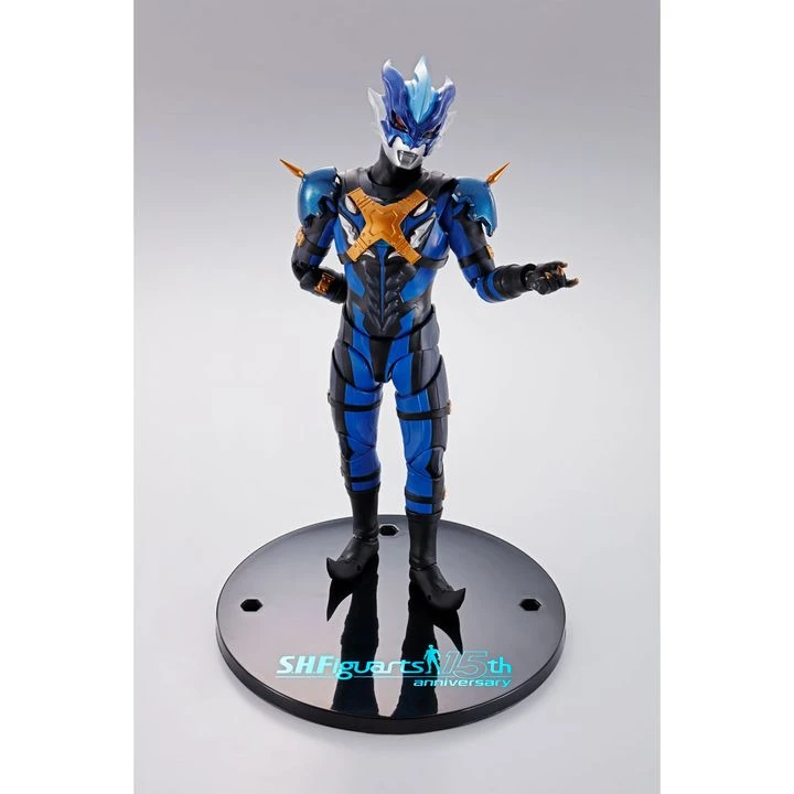 Bandai S.H.Figuarts Ultraman Tregear 15th Anniversary - photo 3