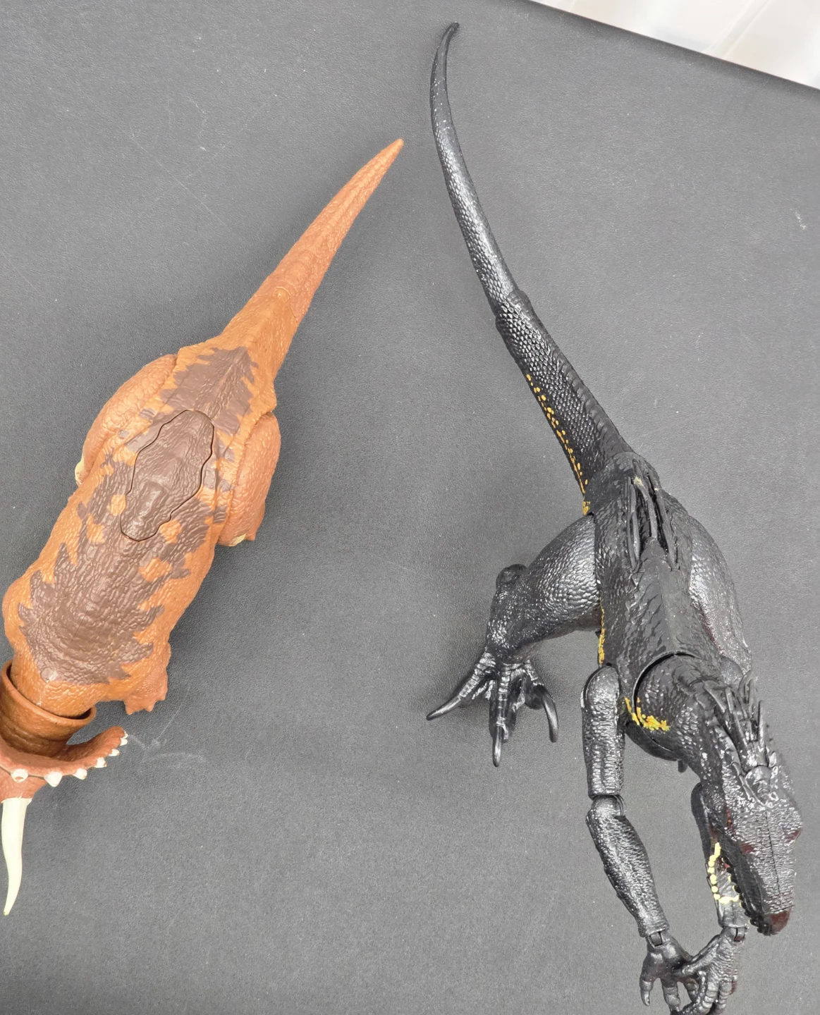 Jurassic World Dinosaur Action Figures - photo 2