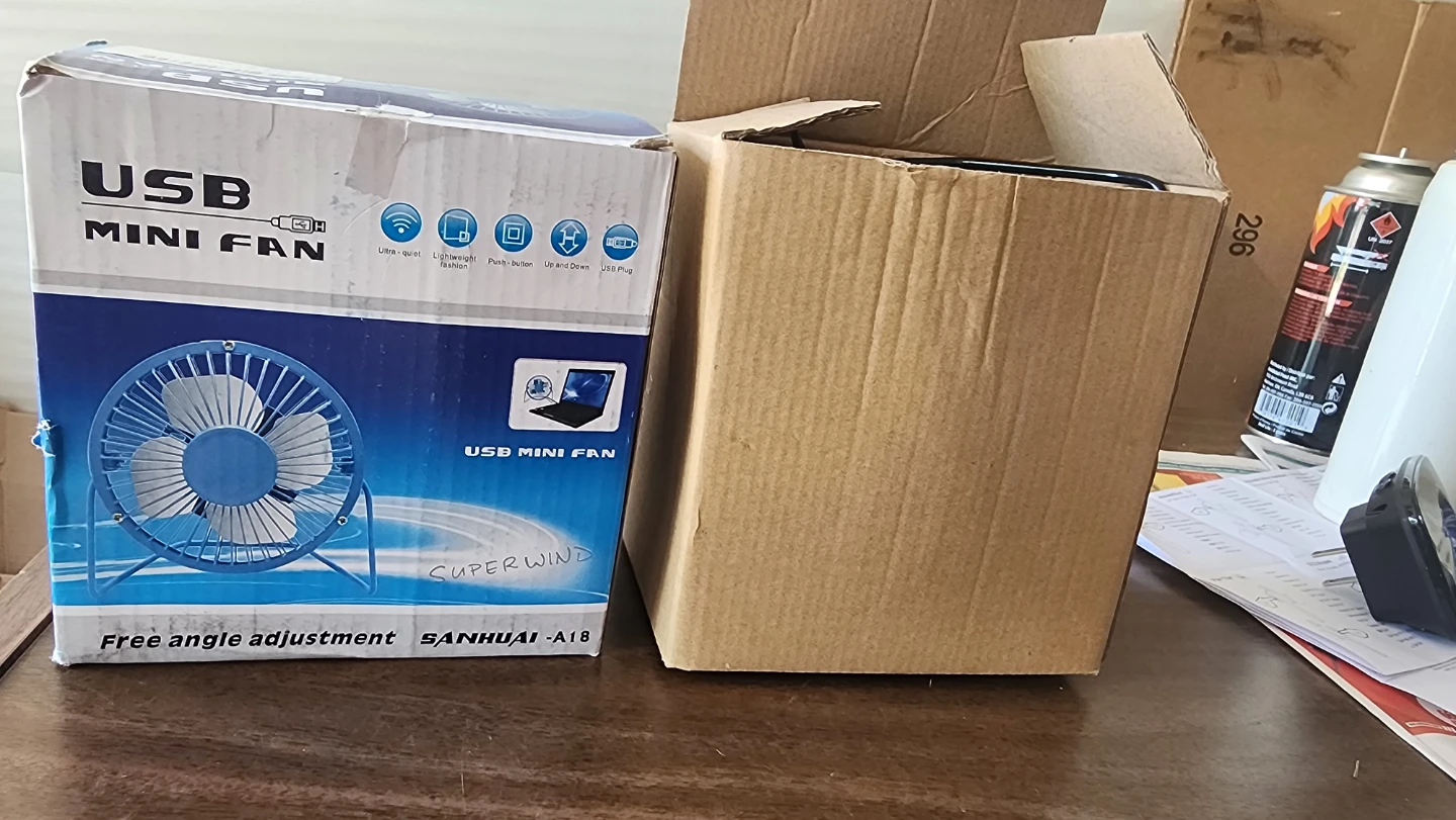 2 USB Mini Desk Fans