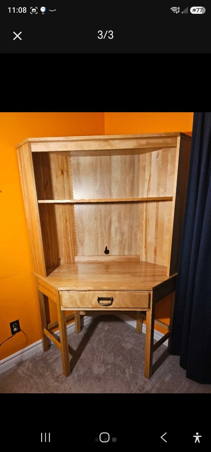 Corner Desk with Hutch and Drawers - photo 3