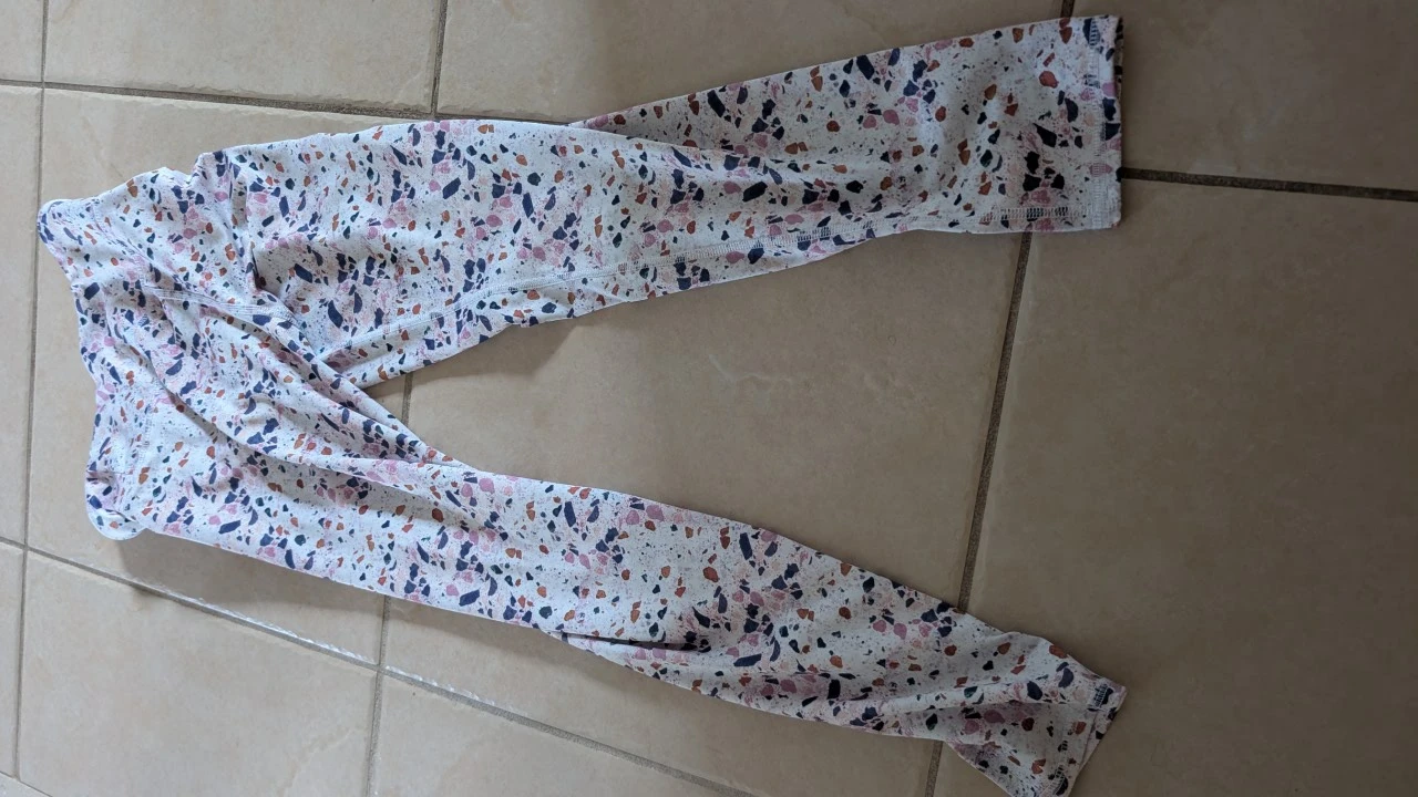 Old Navy Active Leggings Size L(10-12) - photo 2