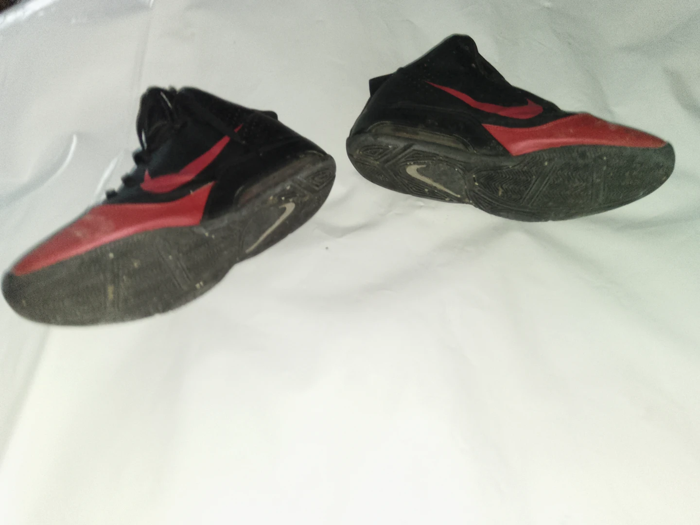 Nike Men's Basketball Shoes Size 12 - photo 3