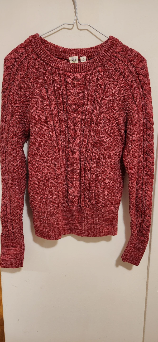 GAP Cable Knit Sweater