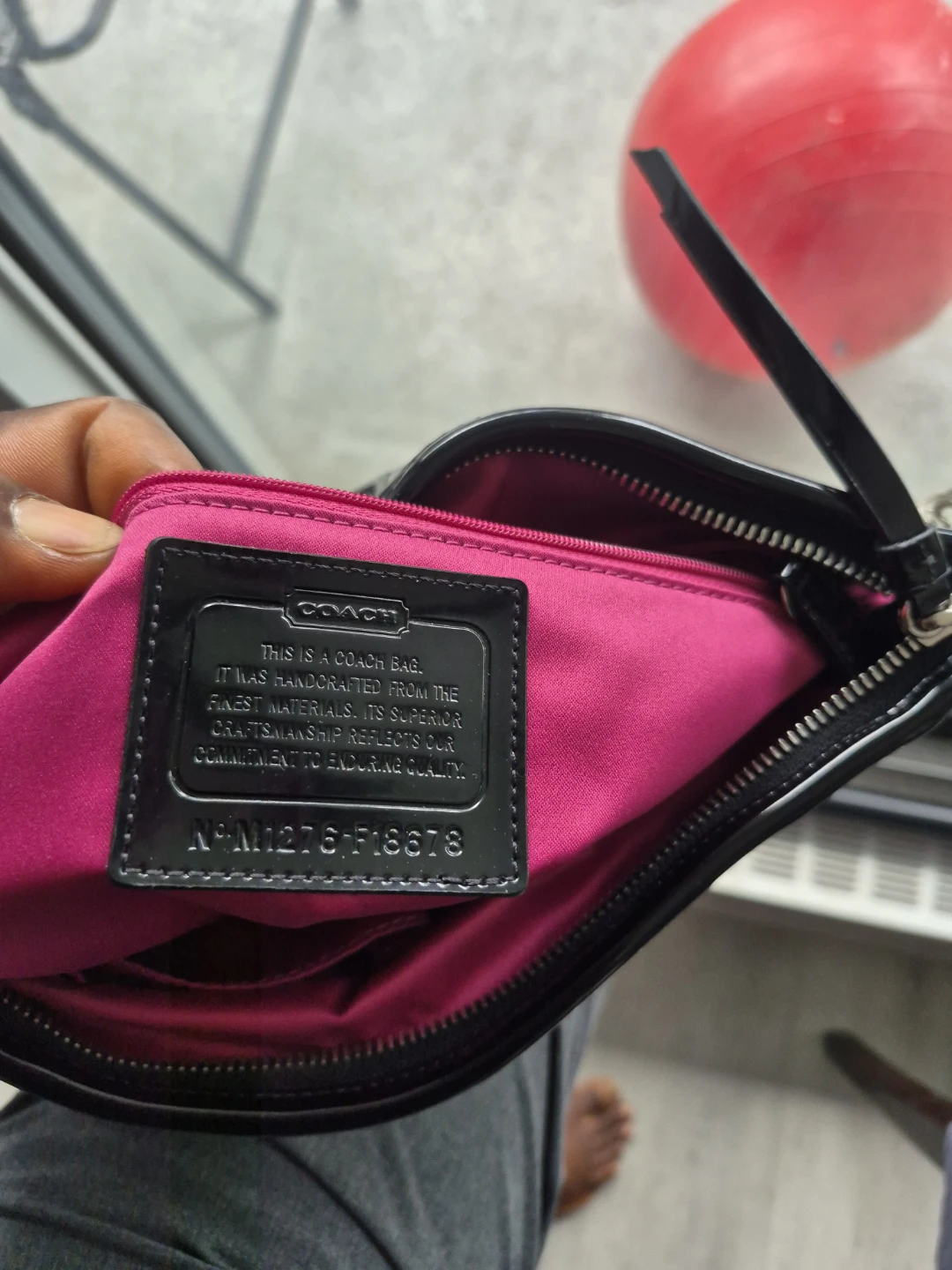 Black Patent Leather Coach Shoulder Bag - photo 2