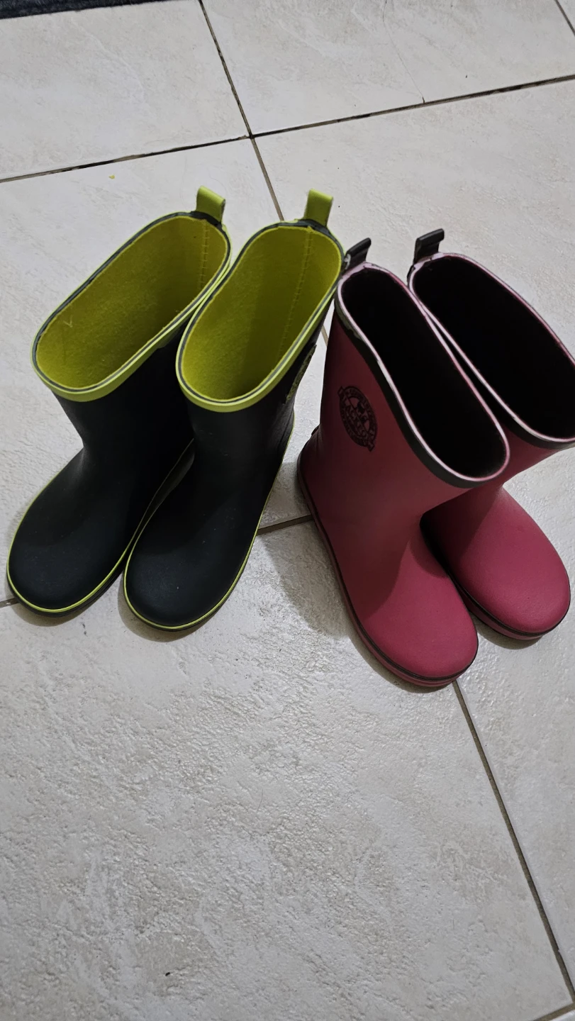 Kid's Rain Boots - Size 3 (Pink) Size 2 (Green)