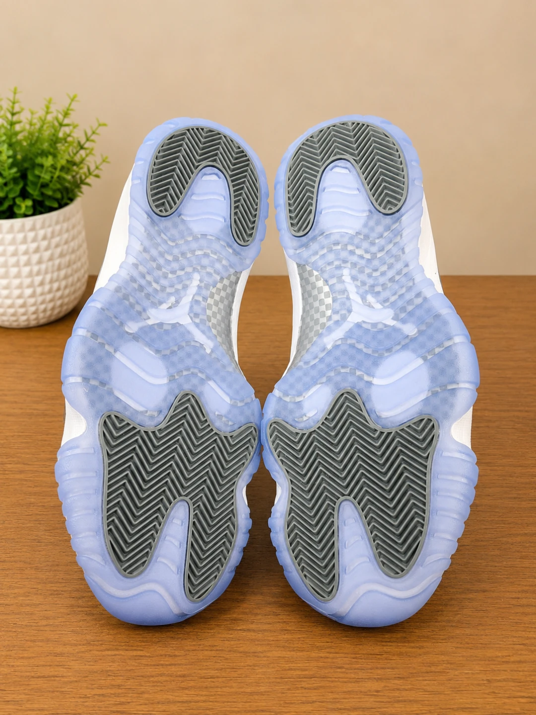 Air Jordan 11 Retro Cool Grey - photo 4