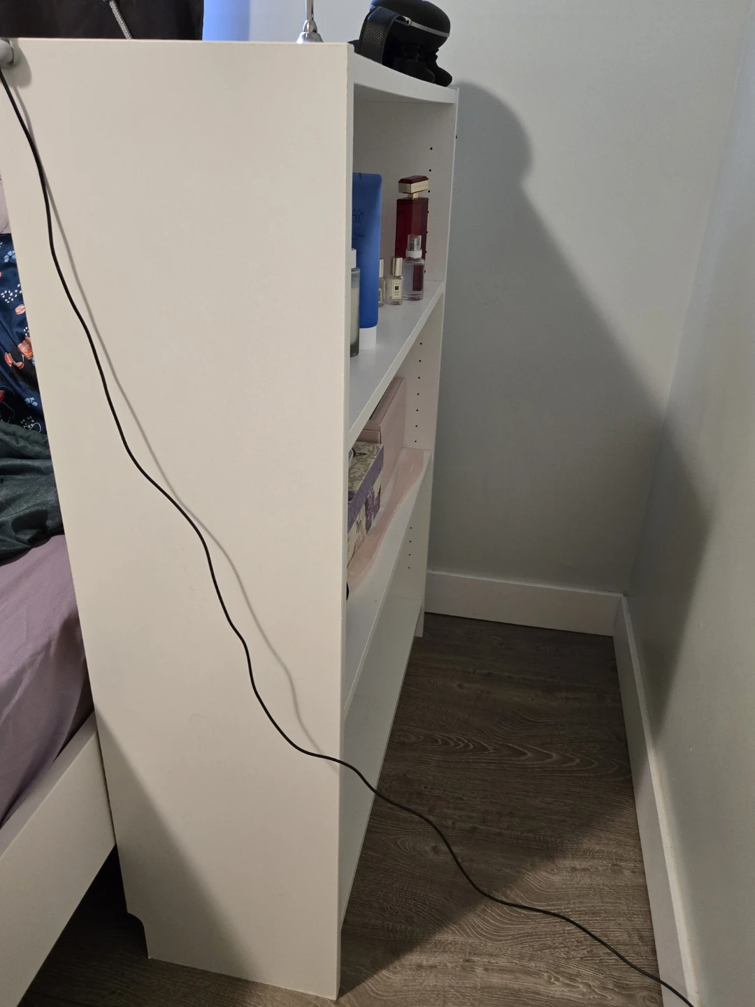 White Bookcase / Shelf Unit
