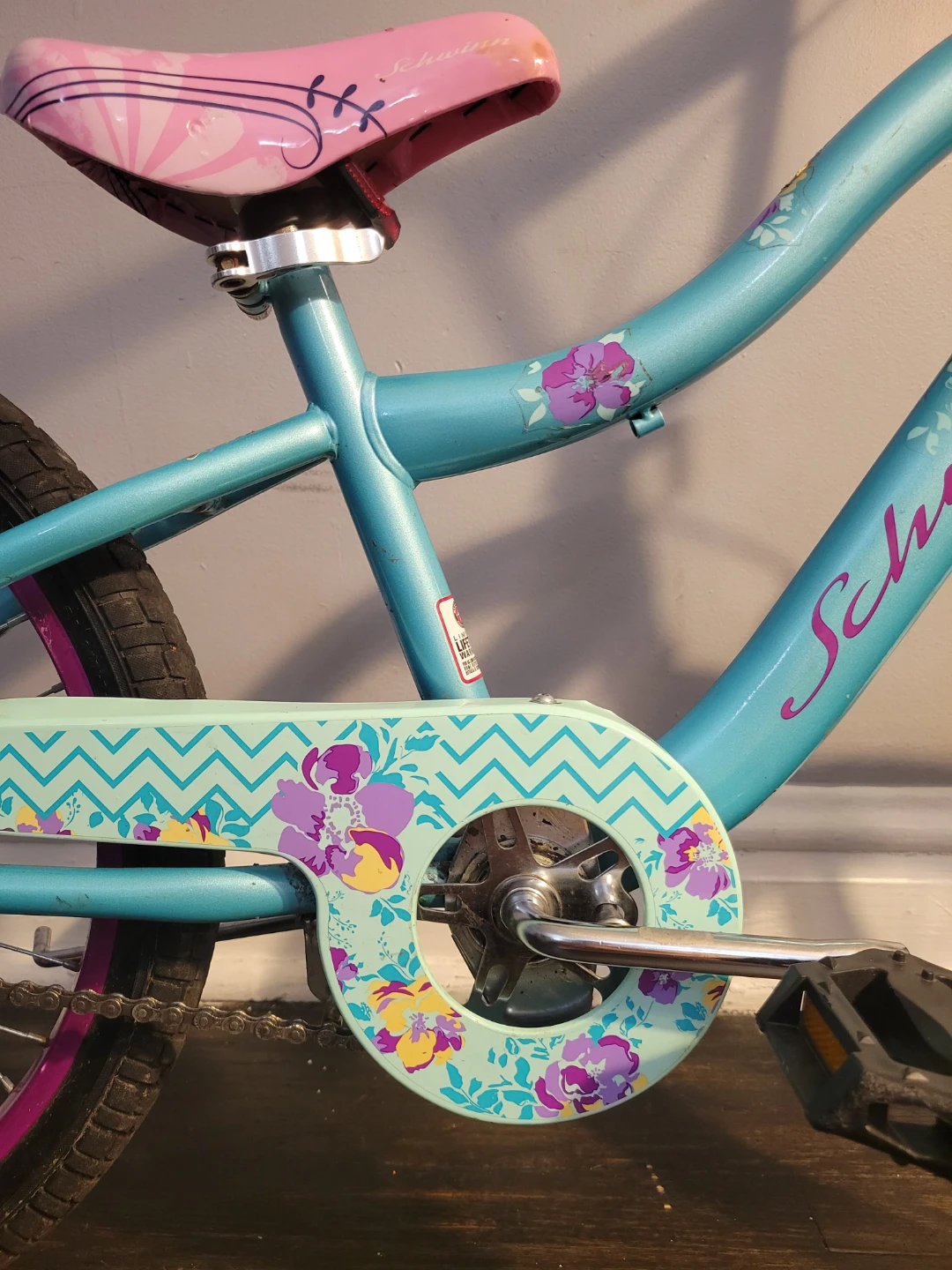 Schwinn Girls Cruiser Bike - photo 4