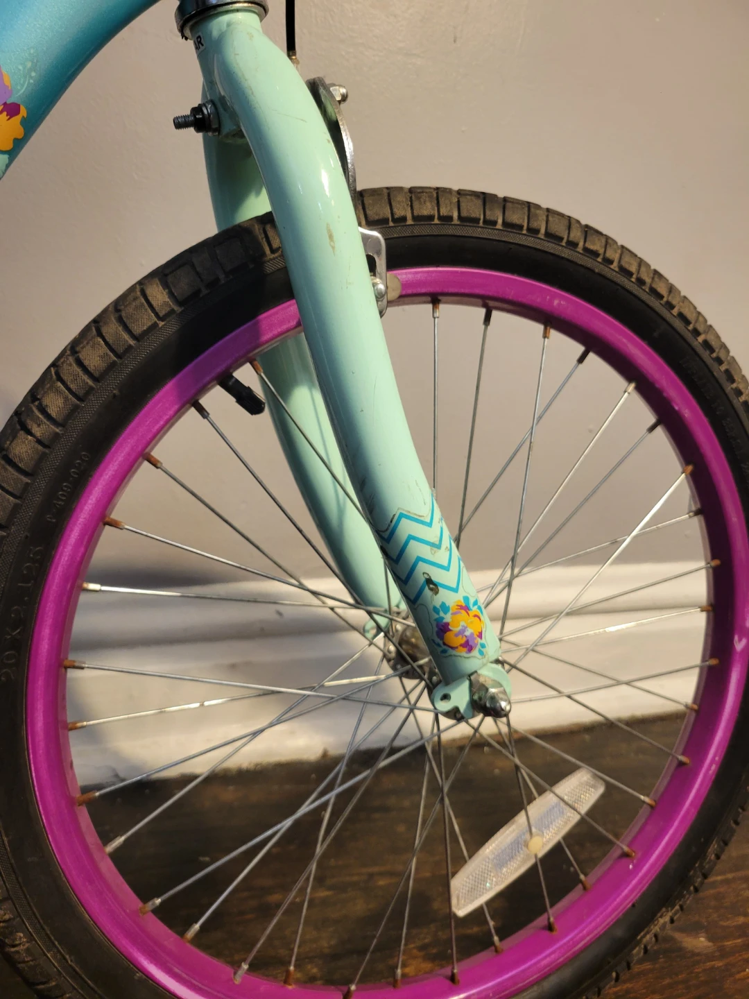 Schwinn Girls Cruiser Bike - photo 5