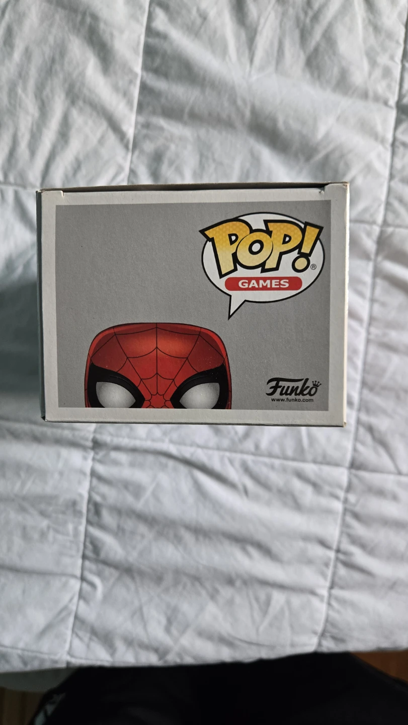 Funko Pop! Marvel Spider-Man Bobblehead 334 - photo 4