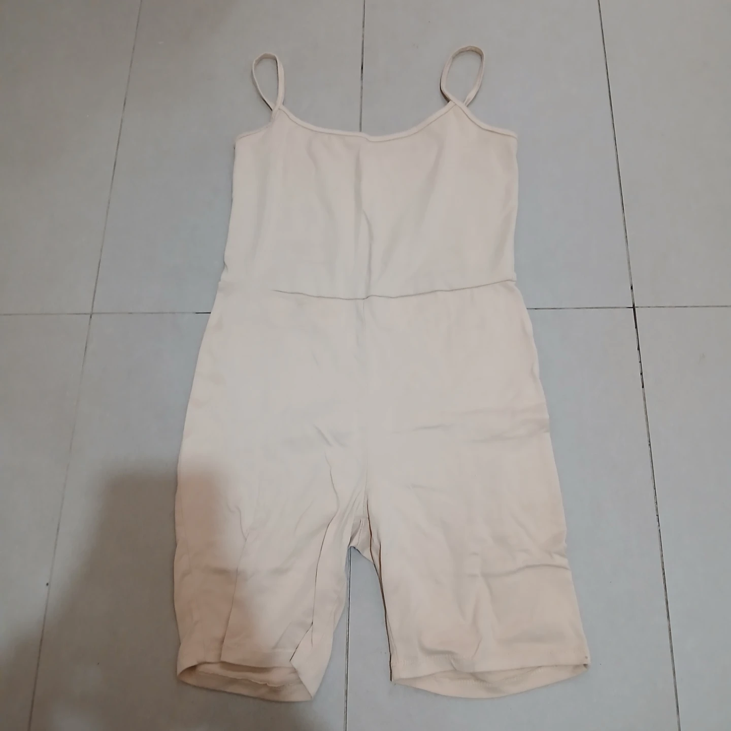 ⚽ Beige Bodysuit