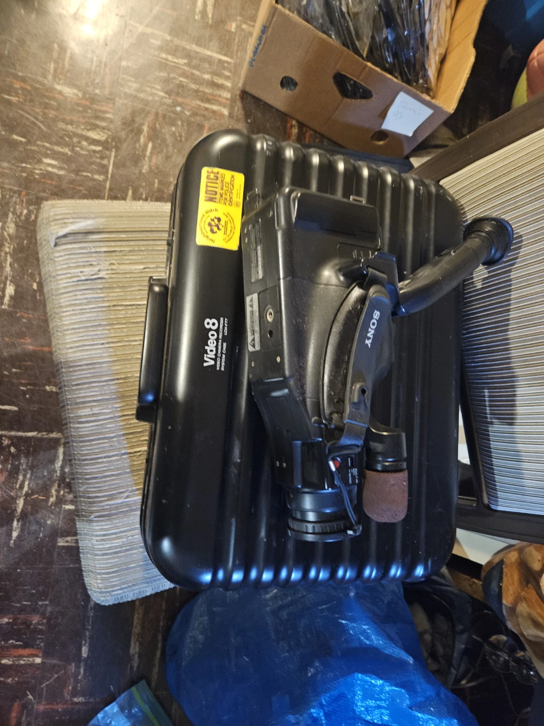 Sony Video 8 Camcorder CCD-F55 - photo 2