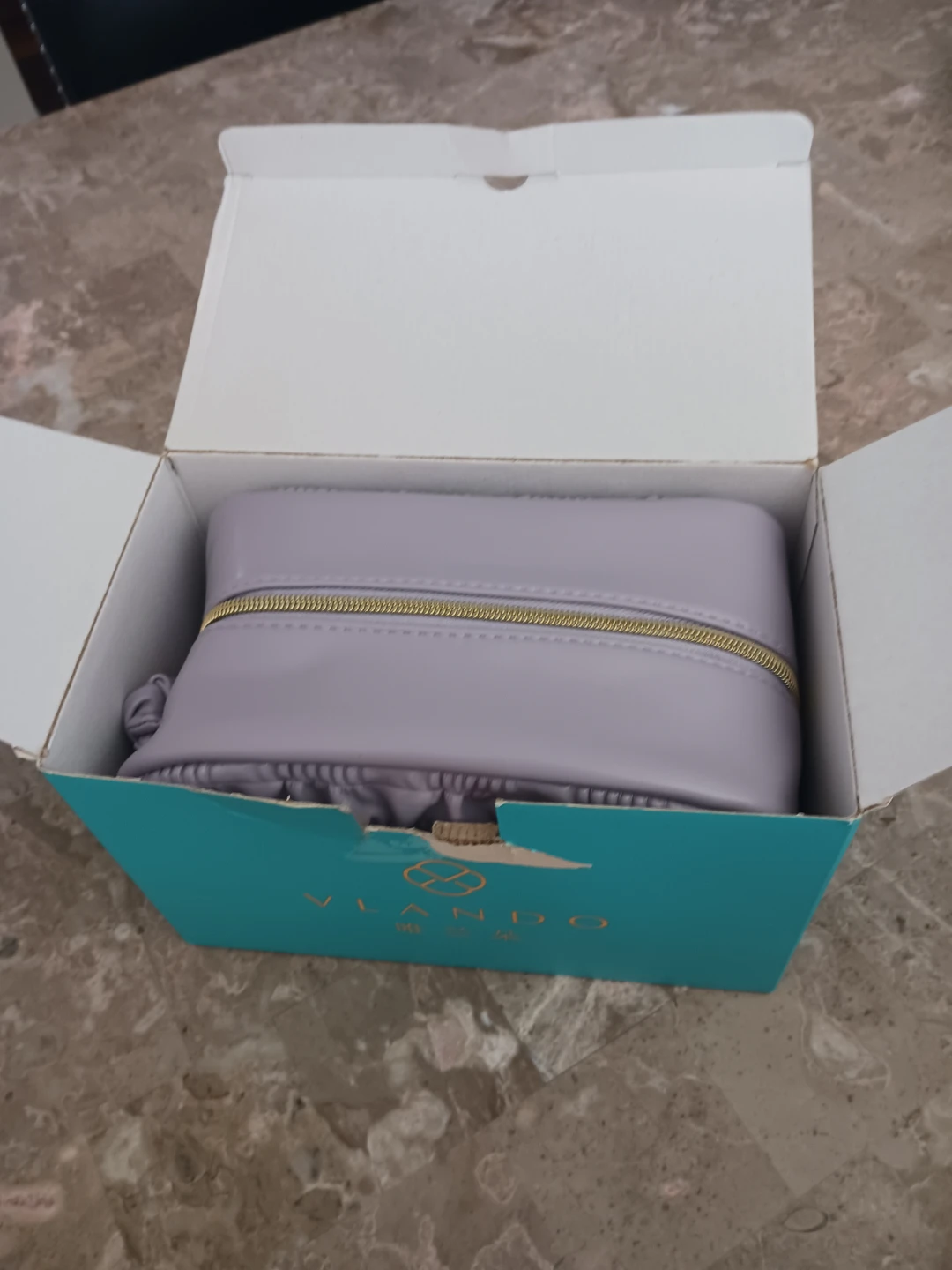 Vlando Cosmetic Bag with Gift Card