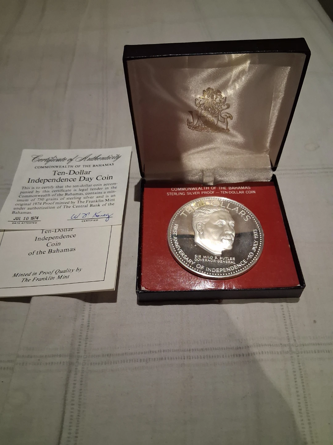 Commonwealth of the Bahamas 10 Dollar Silver Proof Coin