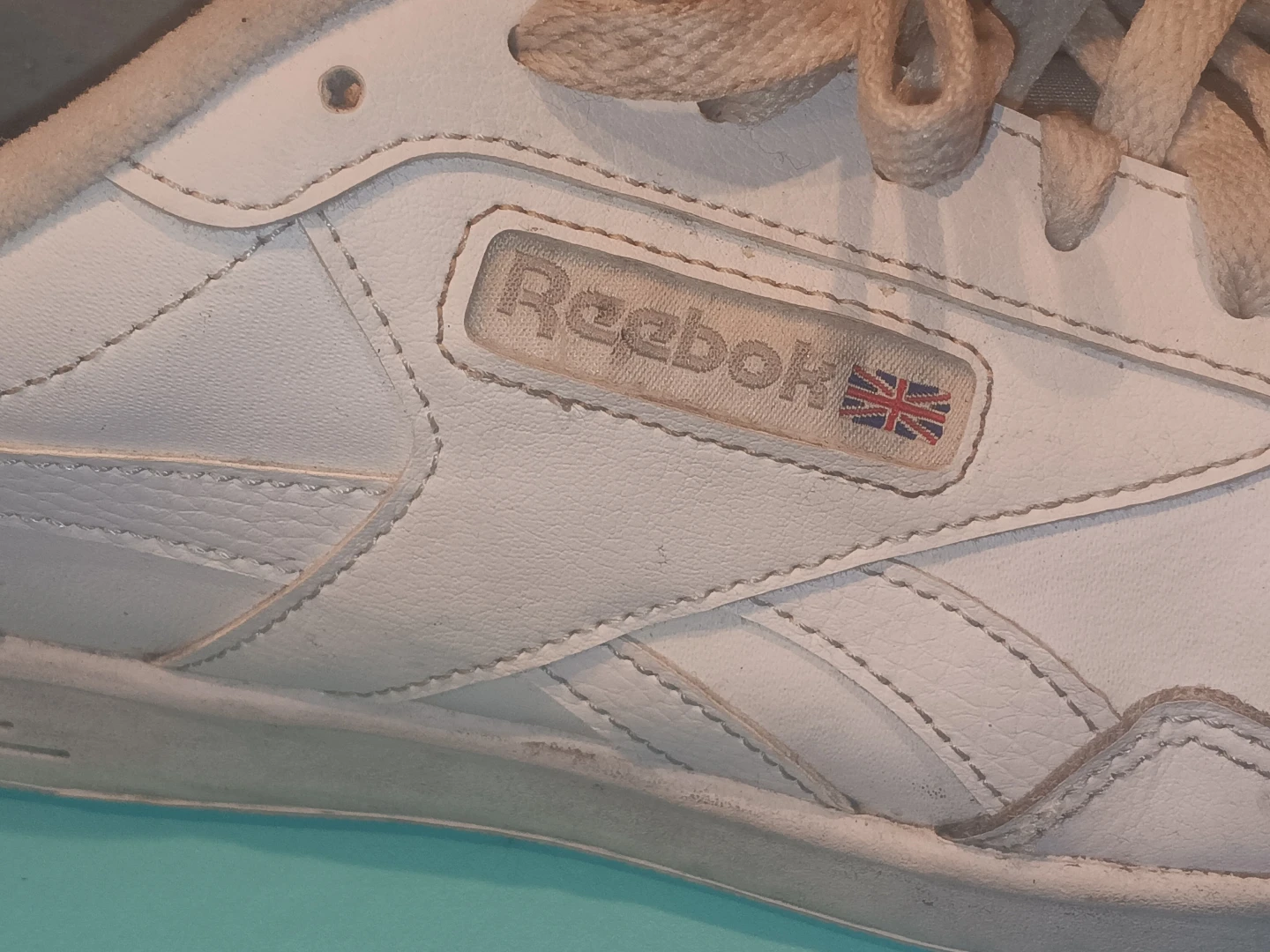 Reebok Classic White Leather Sneakers - photo 2