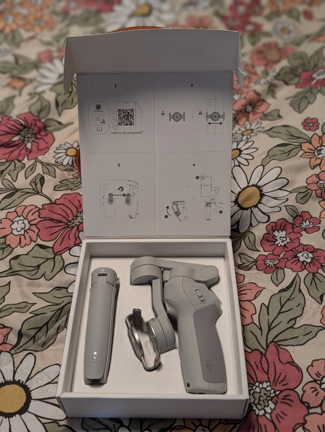 DJI Osmo Mobile SE Smartphone Gimbal Stabilizer - photo 2