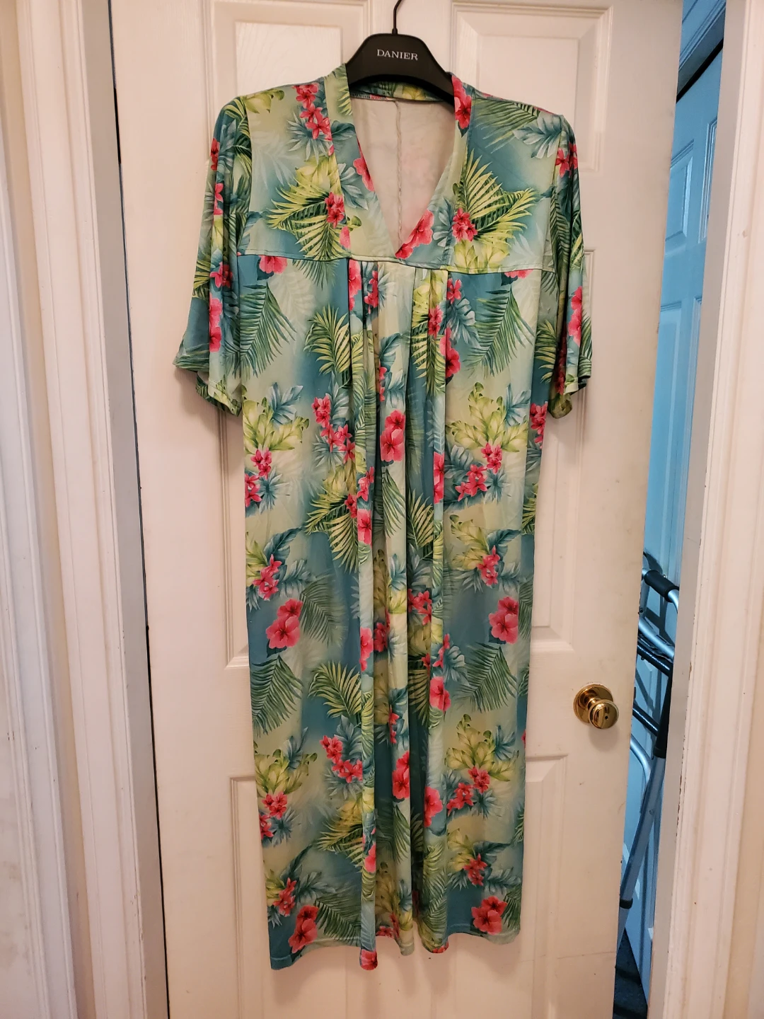 Danier Floral Maxi Dress - photo 3