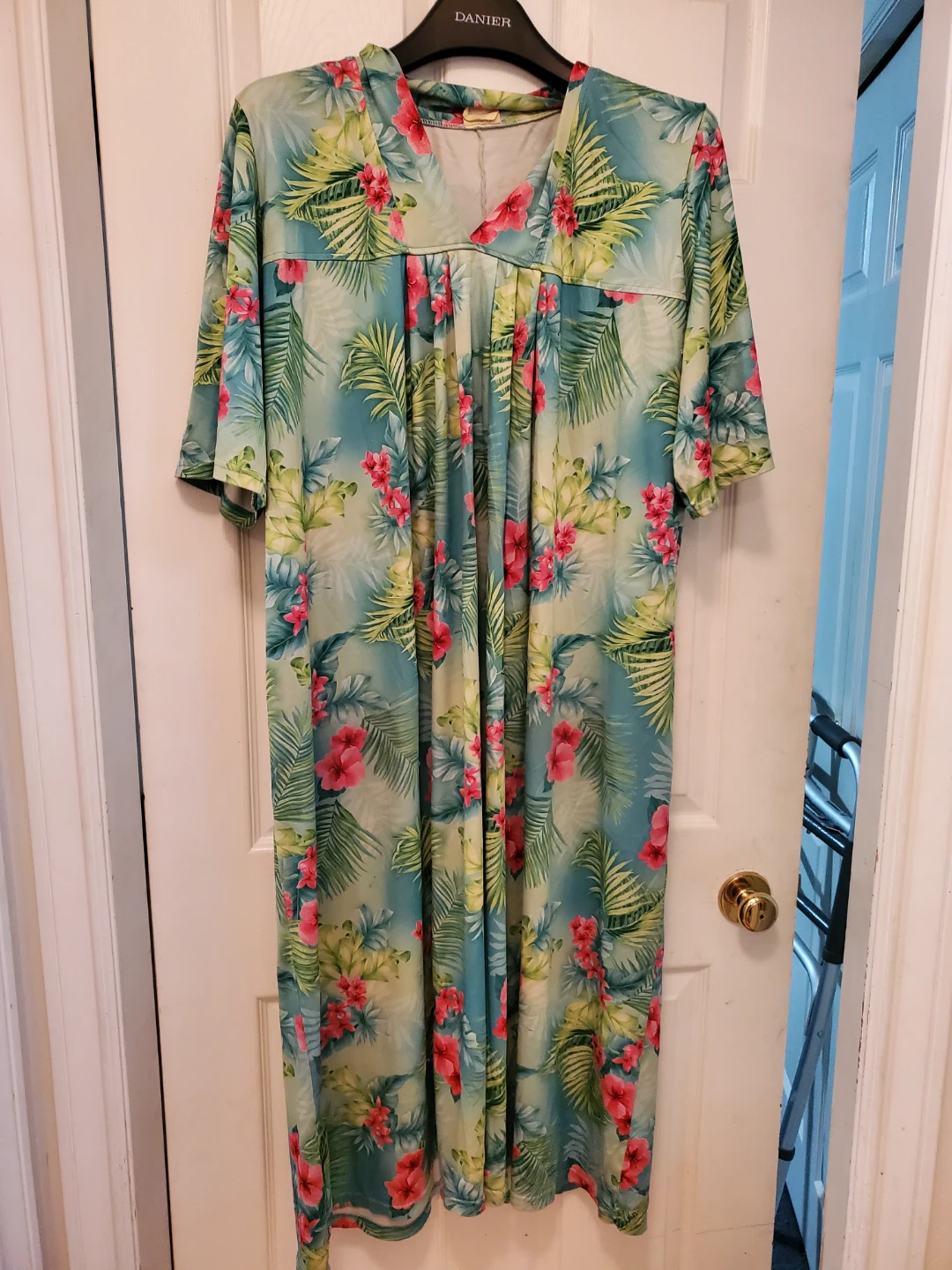 Danier Floral Maxi Dress - photo 4
