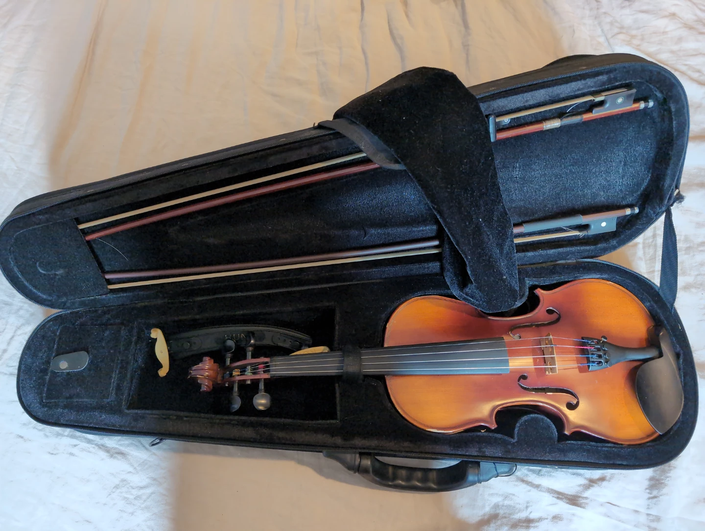 Huzur Violin Case with Violin and Bows - photo 2
