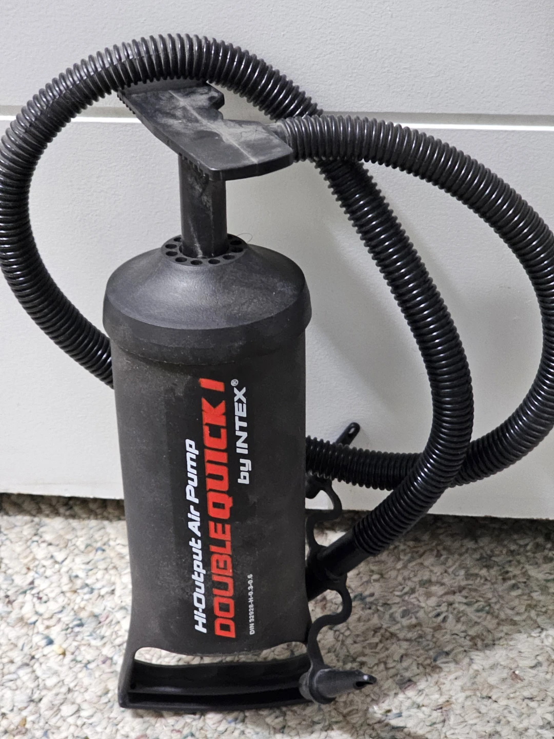Intex Double Quick High Output Air Pump - photo 2