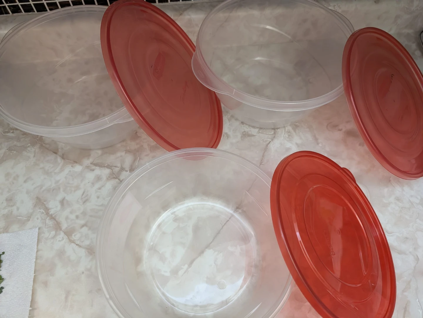 Set of 3 Rubbermaid Food Storage Bowls with Lids - photo 5