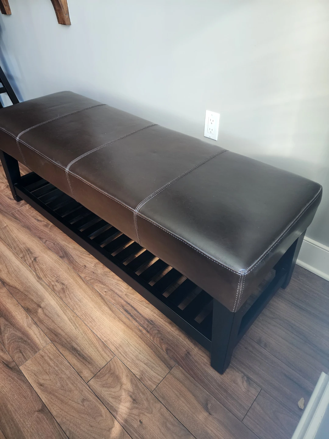 Wood bench with leather seat - photo 2
