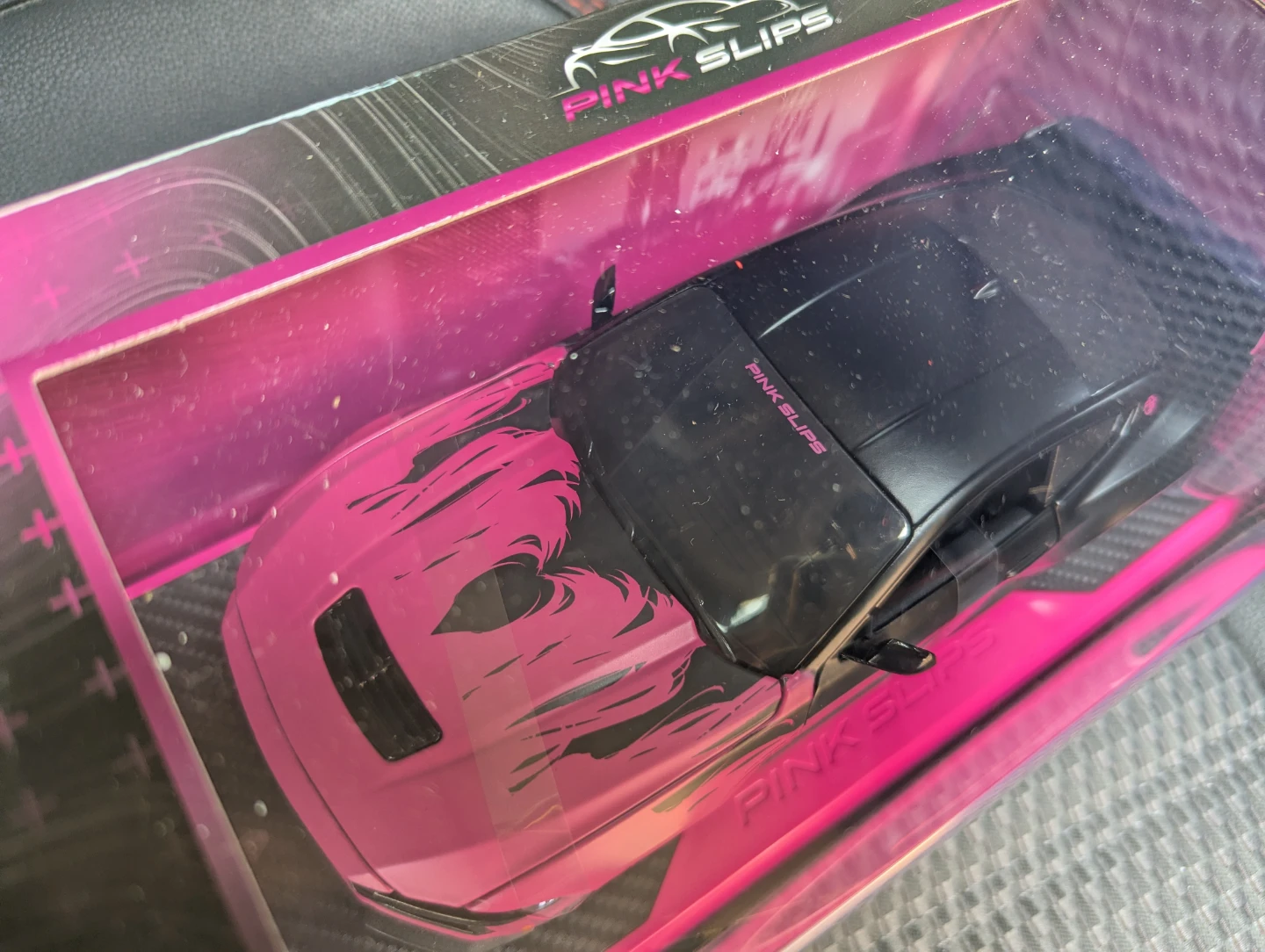 Jada pink slips 2024 Ford Mustang Dark Horse  1:24 - photo 4