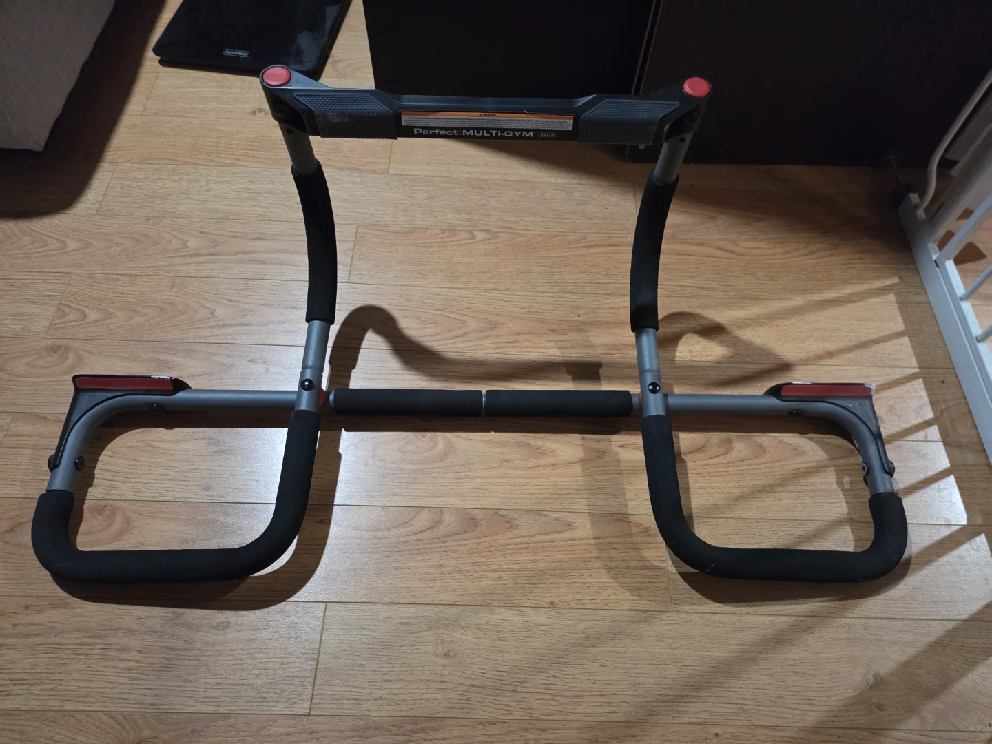 Pull up bar