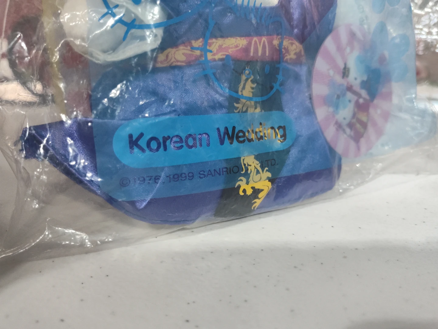 McDonald's Hello Kitty Korean Wedding Plush Toy - photo 3