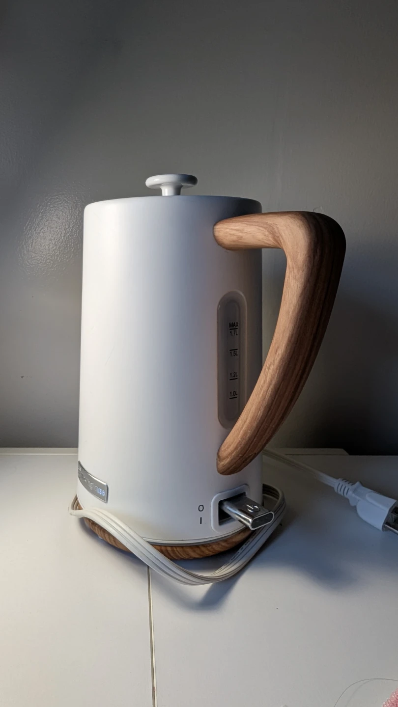 Westinghouse White Electric Kettle with Wood Handle - photo 2