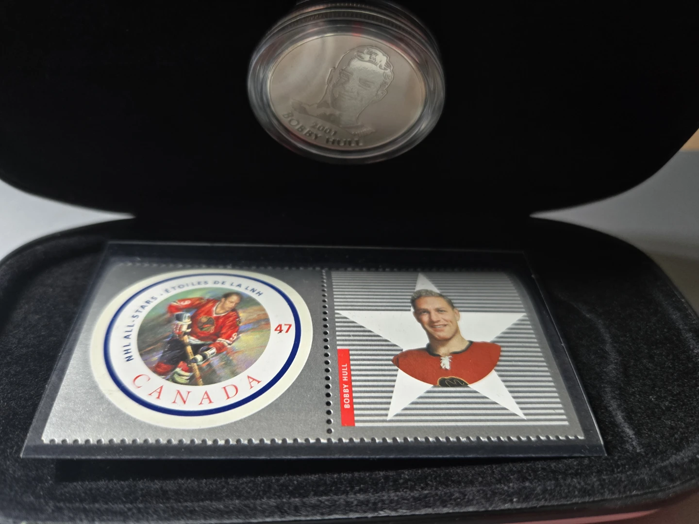 2001 NHL All-Stars Bobby Hull Stamp & Medallion Set - photo 2
