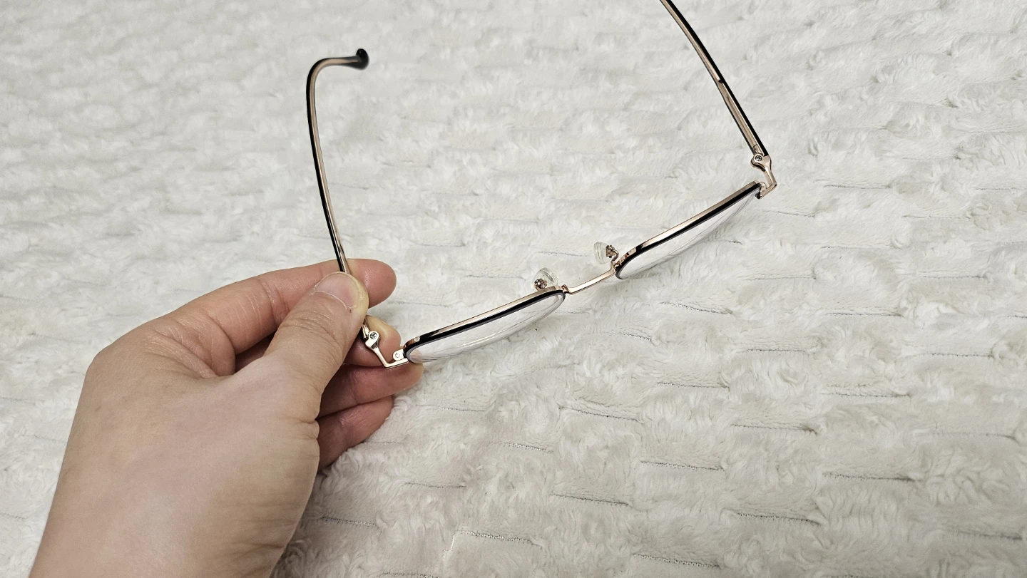 Black & Rose Gold Square Frame Eyeglasses - photo 3