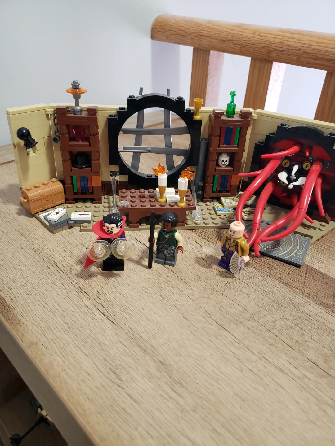 Lego Doctor Strange's Sanctum Sanctorum 76060 - photo 2
