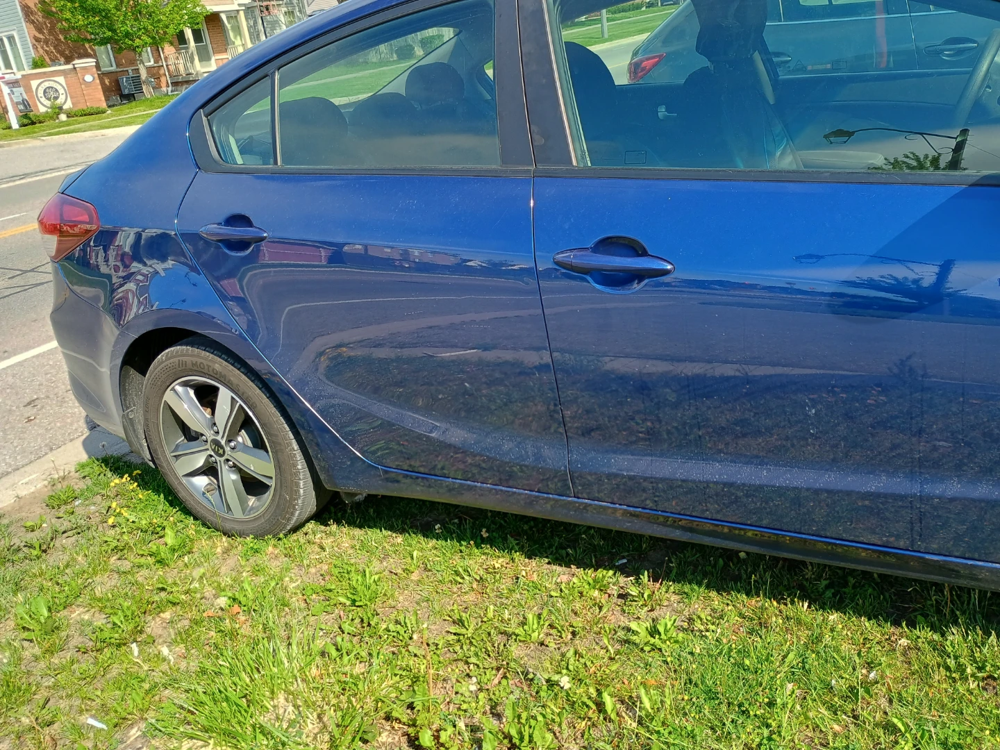2018 Kia Forte LX+ Safety Certified! Carfax & 2 set of tires/ - photo 4