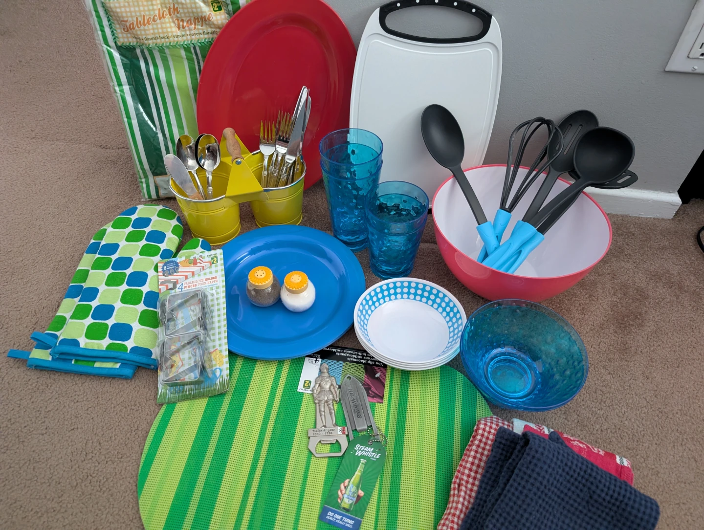 Camping Kitchen Gadgets and Dining Ware Bundle