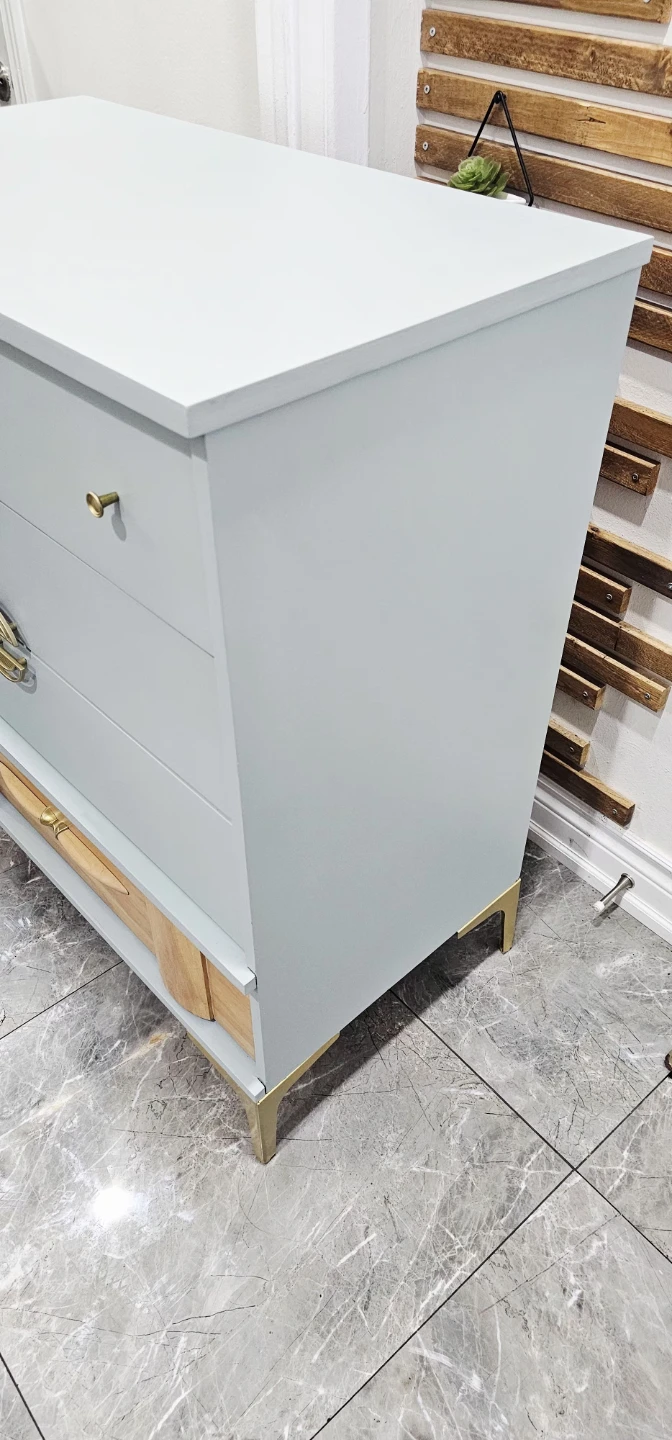 Vintage MCM Dresser - photo 4