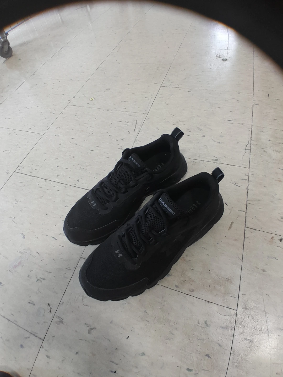 Under Armour Charged Assert Men's Running Shoes Size 10 - photo 3