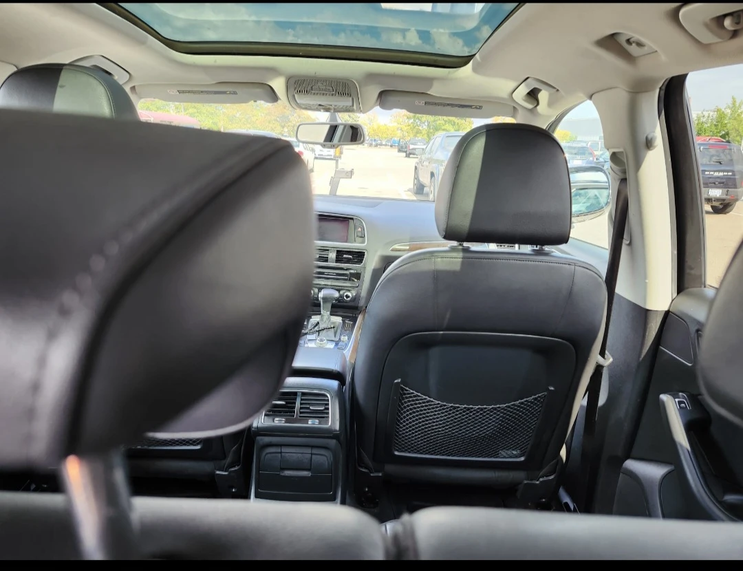 Audi Q5 Black SUV - photo 4